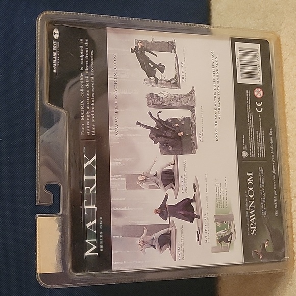 The Matrix McFarlane toys Series 1 Trinity Lobby Scene Action Figure - Picture 2 of 3